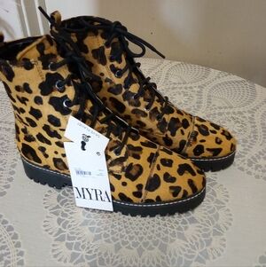 NWT Myra Bag Co, Genuine Hide, Leopard Print Lace Up Boots